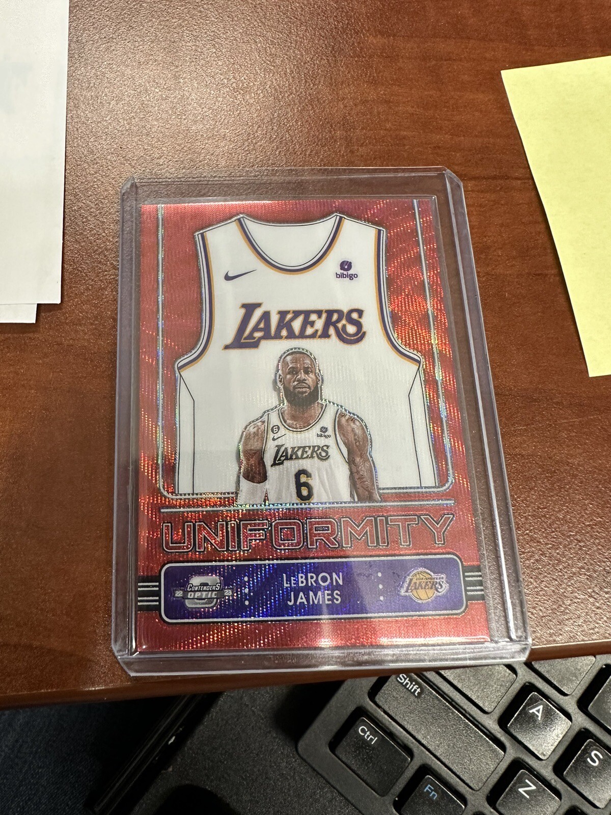 2022-23 Contenders Optic Lebron James Uniformity Red Wave Prizm #5 Lakers