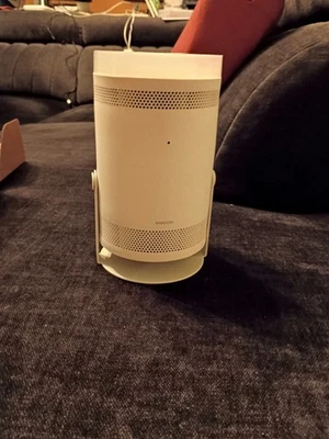 Samsung The?Freestyle SP-LSP3BLA Second Hand Smart TV Projektor - Bild 1 von 4