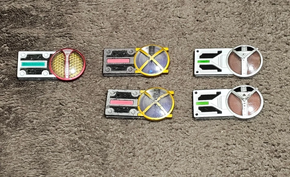 Bandai Kamen Rider 555 (Fize) 5 Mission Memories (Fize, Kaiza, Delta) - Imagen 1 de 1