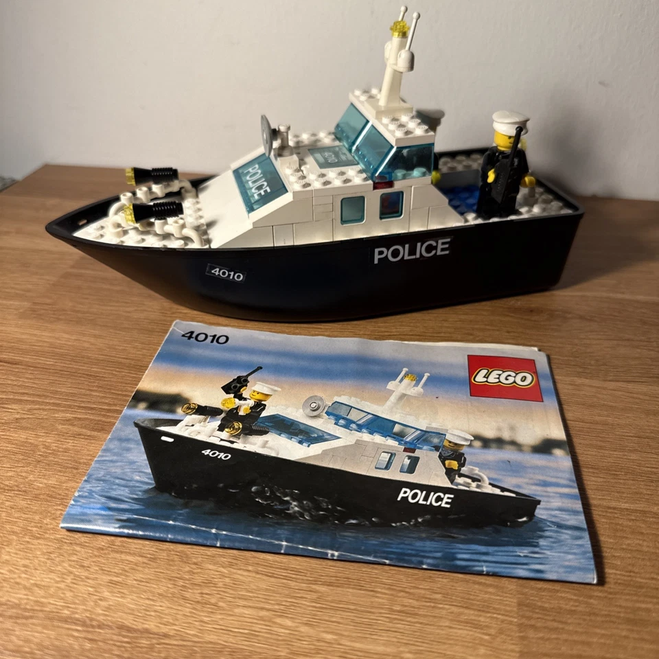 LEGO Police Rescue Boat 4010 Vintage Set Complete With Instructions Floats - Image 1 of 4