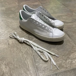 Men’s Size 9.5- adidas Rod Laver White Green 2021 Faded ART B24629 Shoes - Picture 1 of 10