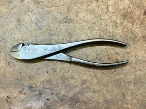 Strumento a scatto vintage • 387 • Pinze da taglio diagonali con impugnatura a vuoto 7-1/2" • USA - Foto 1 di 11