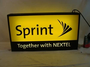 Letrero iluminado vintage de Sprint junto con Nextel - Imagen 1 de 8