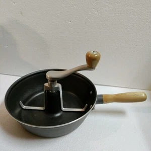 Glaze N Roast Nut Stovetop Roaster Wooden Handle - Picture 1 of 6