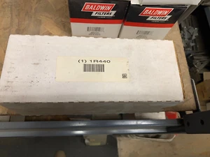Elemento de filtro hidráulico 1R440 - Imagen 1 de 2