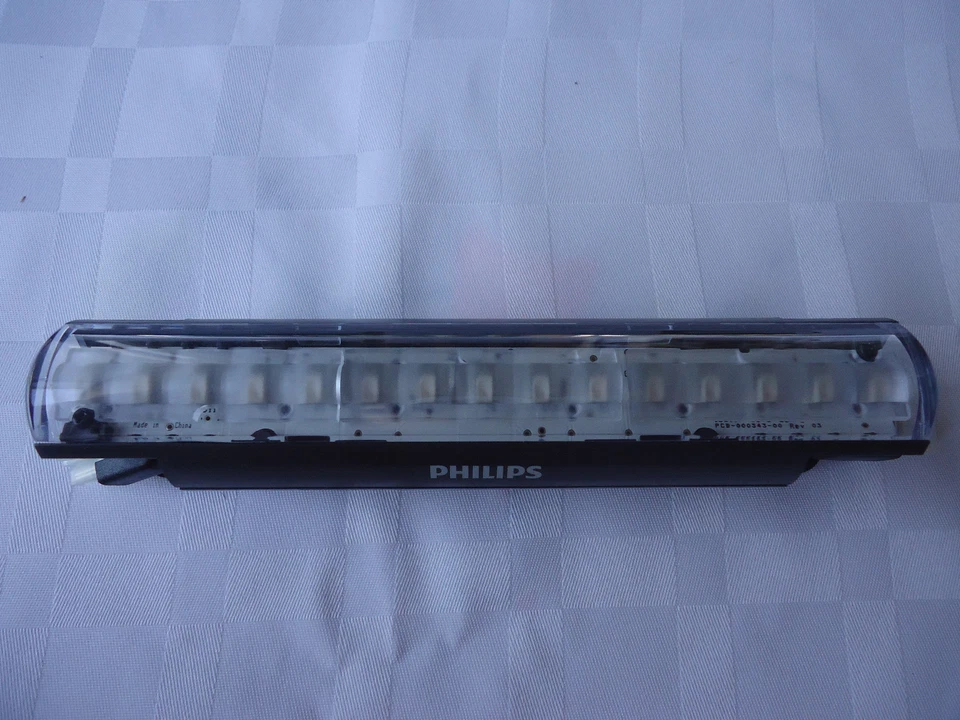 Philips Color Kinetics iColor Cove QLX 6" Medium Beam Angle, Item# 101-000066-03 - Image 1 of 4