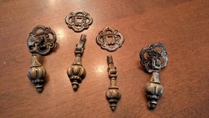 Lot of 4 Antique Brass Drawer Pulls & Knobs – Salvaged Vintage Hardware - Picture 1 of 3