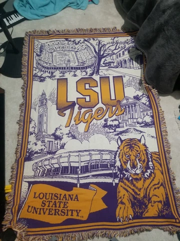 Vintage Louisiana State University LSU Tigers Tapestry Stadium Blanket Throw Cover