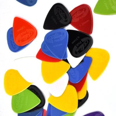 24 selecciones de guitarra Alice mixtas antideslizantes de nailon 0,58 mm 0,71 mm 0,96 mm 1,2 mm 1,5 mm Foto 1 de 3