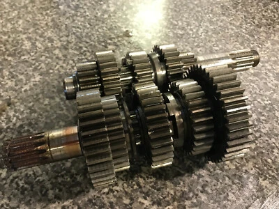Ducati 750ss 1995 Engine gear box gearbox cluster input/output shafts complete - Image 1 of 4