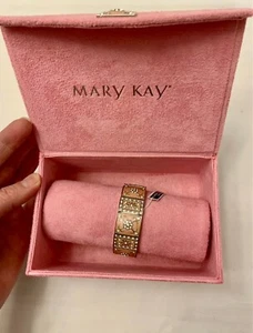 Vintage Mary Kay Pink Bracelet-NWT Jewelry Gift Box Expandable Floral Rhinestone - Picture 1 of 2