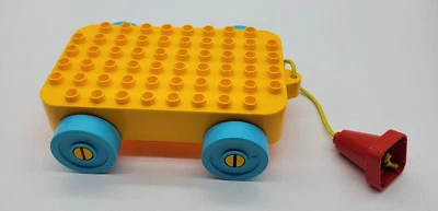 1x Lego Duplo Chassis 6x10x1 Bright Orange Wheels Light Blue Cord 12595c01 - Image 1 of 2