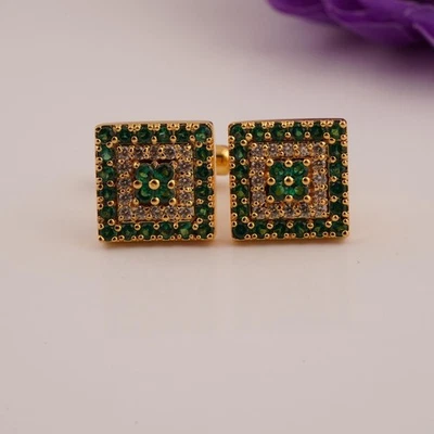 Abotoaduras quadradas masculinas Halo folheadas a ouro amarelo 14K corte redondo criado em laboratório esmeralda - Imagem 1 de 4