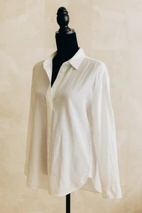 Xirena Relaxed White Cotton Shirt - Medium– Minimalist Capsule – Made in USA - Picture 1 of 9