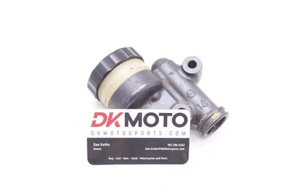 Cilindro maestro freno trasero 77 Honda Goldwing 1000 Gl1000 OEM R11.BX9 Foto 1 de 4