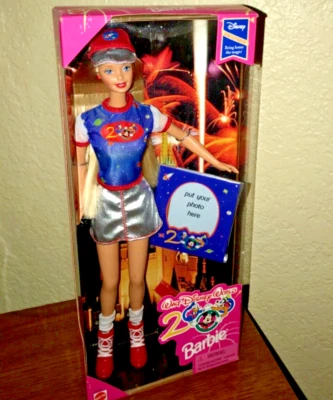 Muñeca Barbie Walt Disney World 2000 Millennium con marco de fotos Mattel 22939 Foto 1 de 4