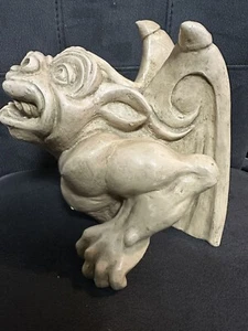 Vintage Gothic Winged Gargoyle Statue - Perfect Garden Protector 8x8 - Picture 1 of 8
