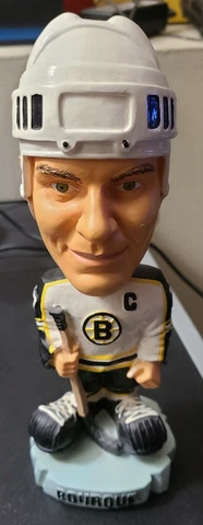 Boston Bruins Ray Bourque Banknorth Vintage Limited Edition Bobblehead /25,000 Cover