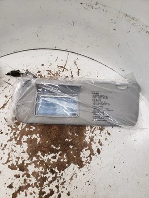 Driver Sun Visor Illuminated Without Sunroof Fits 08-10 SONATA 1426257 - Image 1 of 4