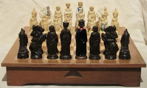 VINTAGE ANRI RENAISSANCE CHESSMEN SET in UNIQUE WOOD FLIP-TOP CHESSBOARD BOX - Picture 1 of 10