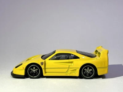 🔥 Hot Wheels Custom Made Real Riders 🛞Exotics FERRARI F40 COMPETIZIONE Yellow - Image 1 of 4