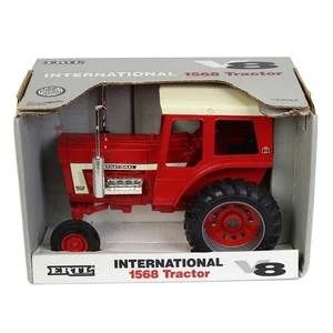 1/16 International 1568 Cab w/ Dual Chrome Stacks 3rd ERTL V8 Series ZFN4602DA - Picture 1 of 1