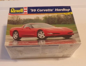 LOOK  REVELL 99 CORVETTE HARDTOP  SCALE 1/25 MODEL KIT NIB - Picture 1 of 5