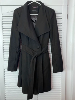 Nueva gabardina clásica de diseñador Calvin Klein mezcla de lana con cinturón negra para mujer’s Foto 1 de 4