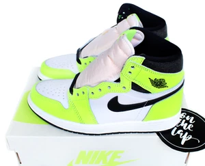Nike Air Jordan 1 Retro High OG Visionaire Volt Green UK 5 6 7 US 555088-702 Neu - Bild 1 von 12