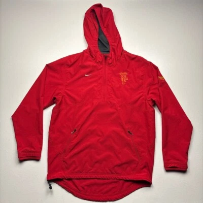 Disjuntor de enrolador de futebol Nike St. Francis tamanho pequeno vermelho dourado logotipo ativo ao ar livre - Imagem 1 de 4