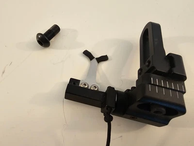 PSE Drop-Away Arrow Rest...Archery...Compound Bow...Right Handed - Image 1 of 4