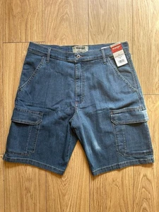 Wrangler Authentics Hombre Clásico Carga Elastizado Corto Tinte Medio Denim 34W #141 - Imagen 1 de 4