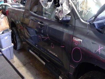 (LOCAL PICKUP ONLY) Passenger Right Front Door Fits 08-22 SEQUOIA 949641 Foto 1 de 2