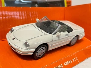 NEW RAY Alfa Romeo Spider 1989 Cabriolet 1:43 Diecast coche metal - Imagen 1 de 7