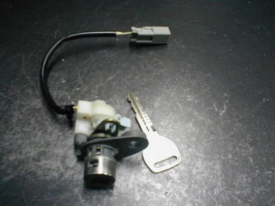 Acura TL 1995-1998 cilindro de bloqueo de tapa de maletero  Foto 1 de 2