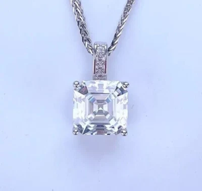 10 Karat Weiß Behandelt Diamant Anhänger Asscher Schnitt Tolle Glanz & Christmas - Bild 1 von 4