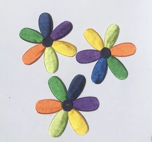 FREE SHIPPING New Daisy Flowers 3 Set Patch Rainbow Multi Color Daisies Flower - Bild 1 von 3