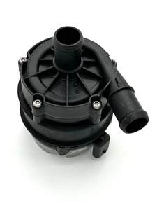 BOSCH Original Kühlmittelpumpe Zusatzwasserpumpe 04L965567A VW AUDI SKODA SKODA - Picture 1 of 7