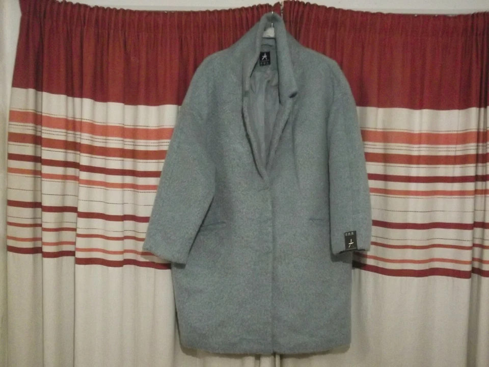 Ladies jacket , size 16 - Image 1 of 1