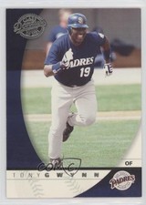 2001 Donruss Class Of 2001 Tony Gwynn #19 HOF