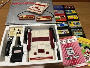 Consola Nintendo Famicom con CAJA y Manual, 10 Juegos 0921 - Imagen 1 de 24