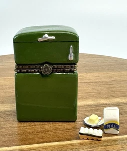 Porcelain Hinged Trinket Box Green Refrigerator With Eggs, Milk And Butter - Picture 1 of 8