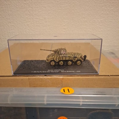 DEAGOSTINI MODEL TANKS Sd.Ffz. 234/2Puma SS Narva (Estonia)- 1944 (29) - Image 1 of 4