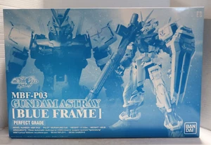 Kit modello in plastica telaio blu Premium Bandai PG MBF-P03 Gundam Astray spedizioniere USA - Foto 1 di 7