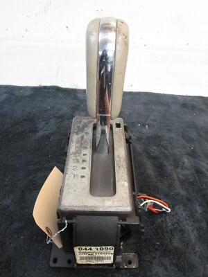 07-14 Lincoln Navigator Transmission Shift Gear Shifter Knob Assembly 2007-2014 - Image 1 of 4