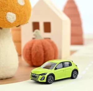 310965 Norev 1:64 Peugeot 208 2024 Agueda Amarillo/Verde - Imagen 1 de 2