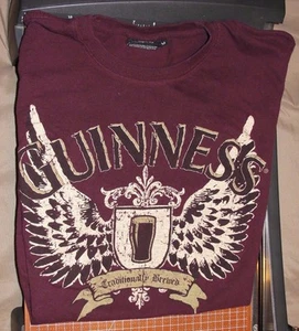 GUINNESS BREWERY Burgundy Coat of Arms Short Sleeve TShirt / Size M Beer Swag!!! - Picture 1 of 5