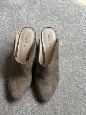 Nine West Beige Leather Jahano Heeled Mule Women 7.5 Snakeskin Neutral Western - Image 1 of 4