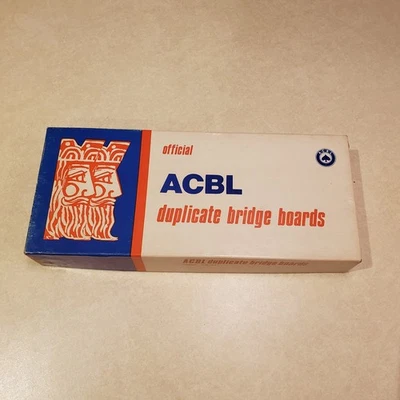 vintage ACBL official duplicate bridge boards with box light green plastic 1-4 - Image 1 of 4