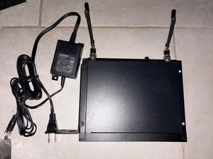 Shure BLX4R-J10 Wireless Rackmount Empfänger, mit 584 - 608 MHz - Bild 1 von 7